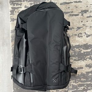 NWT More miles pack from Lululemon